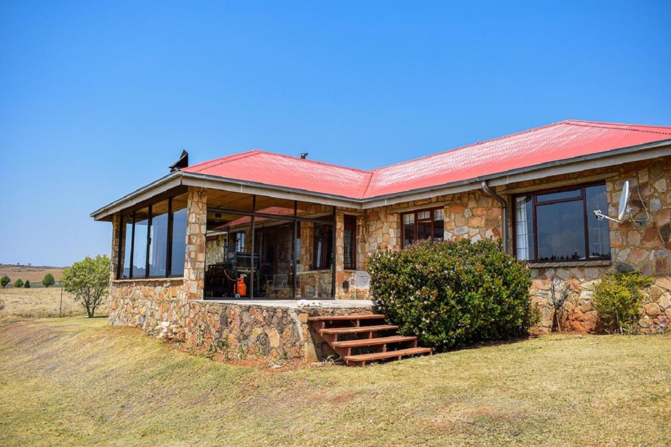 Berryfields Apartment Dullstroom Luaran gambar