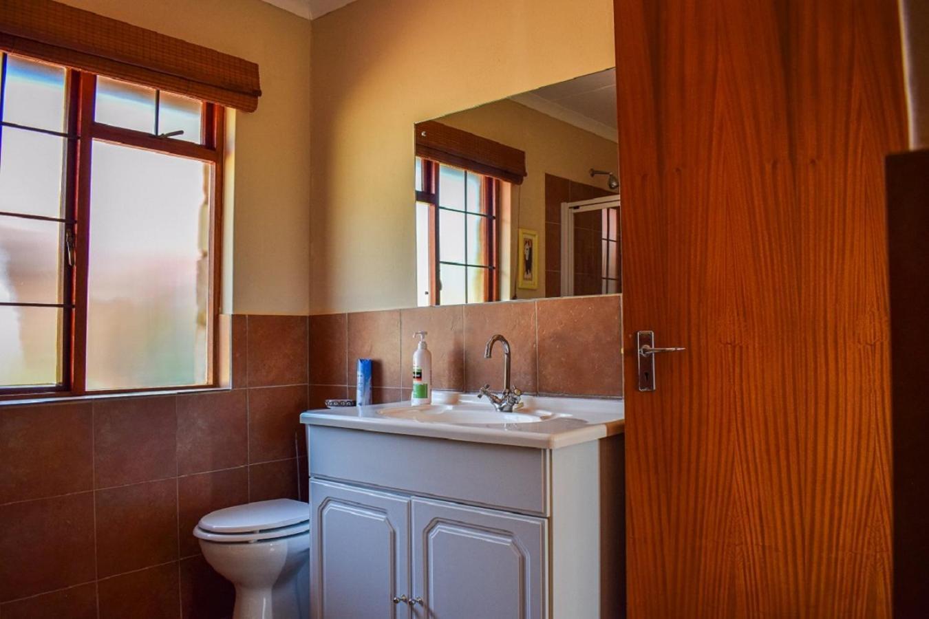 Berryfields Apartment Dullstroom Luaran gambar