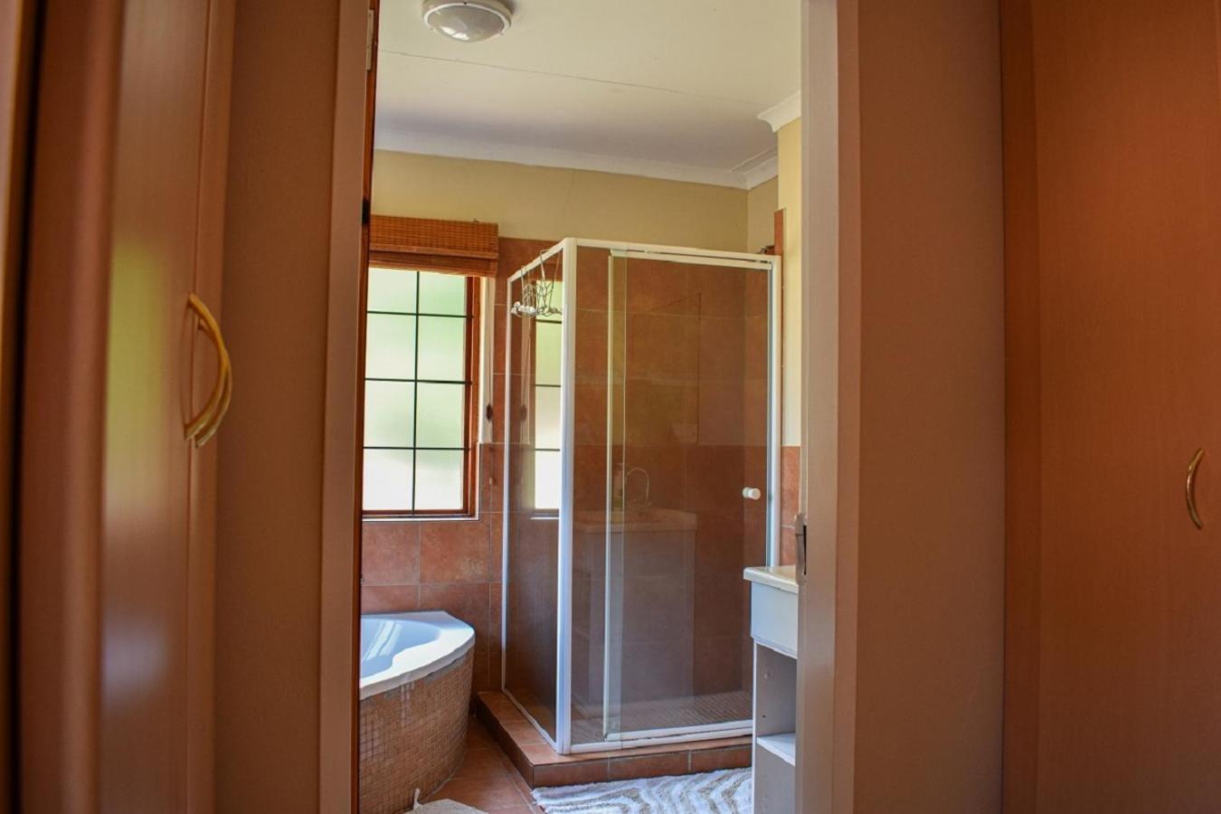 Berryfields Apartment Dullstroom Luaran gambar