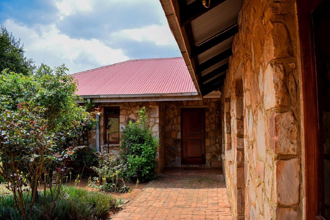 Berryfields Apartment Dullstroom Luaran gambar